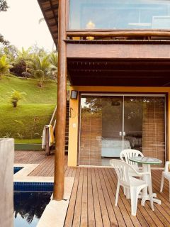 MANSÃO COM 3 SUÍTES EM CONDOMÍNIO EM ITACARÉ-BA