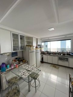 Casa Condomínio 4 suítes Priscila Dutra Vilas do Atlântico