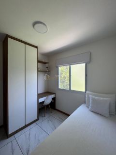 Apartamento Para Vender com 3 quartos 1 suítes no bairro Ipitanga em Lauro De Freitas