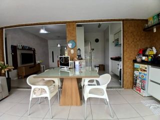 Apartamento 2 /4 e 1 suíte Pituaçu