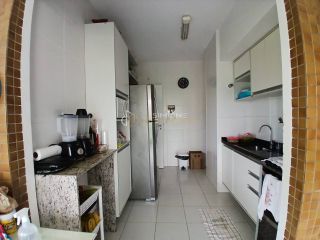 Apartamento 2 /4 e 1 suíte Pituaçu