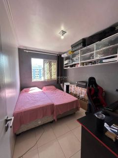 Apartamento 2 /4 e 1 suíte Imbuí