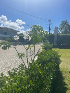 Casa de Condomínio  2 /4 e 1 suítes do Côco