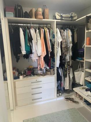 Casa de Condomínio  2 /4 e 1 suítes do Côco