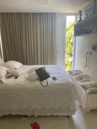 Casa de Condomínio  2 /4 e 1 suítes do Côco