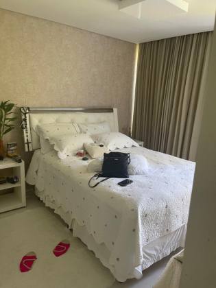 Casa de Condomínio  2 /4 e 1 suítes do Côco