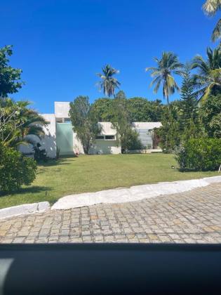 Casa de Condomínio  2 /4 e 1 suítes do Côco