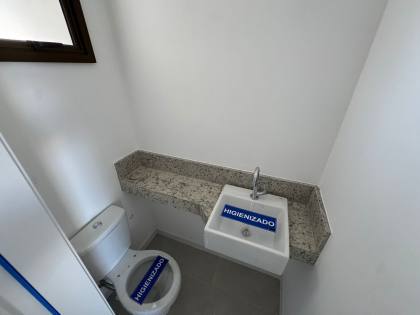 Apartamento 3 /4 e 3 suítes Caminho das árvores