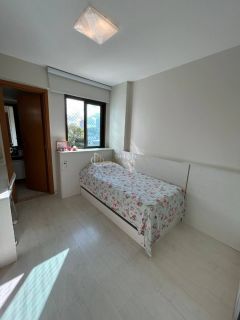 Apartamento 4 /4 e 4 suítes Patamares em Salvador