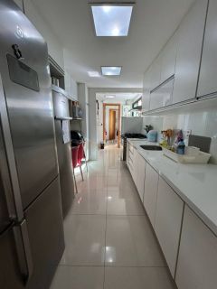 Apartamento 4 /4 e 4 suítes Patamares em Salvador