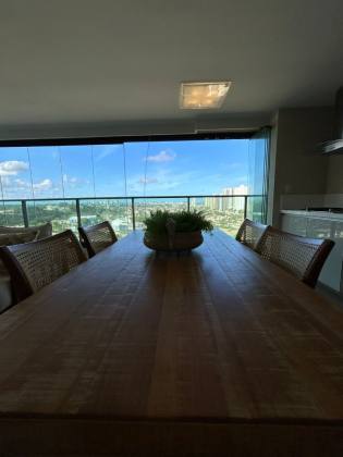 Apartamento 4 /4 e 4 suítes Patamares em Salvador