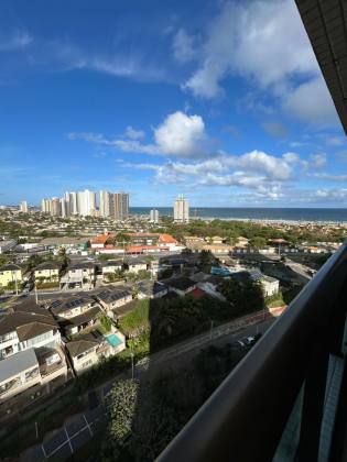 Apartamento 4 /4 e 4 suítes Patamares em Salvador