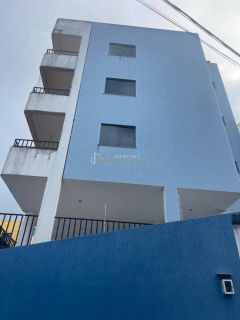 Cobertura 2/4 e 1 suítes  Itapuã