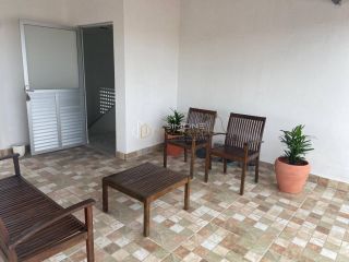 Cobertura 2/4 e 1 suítes  Itapuã