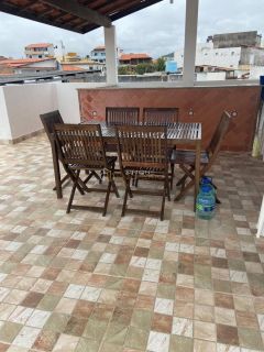 Cobertura 2/4 e 1 suítes  Itapuã