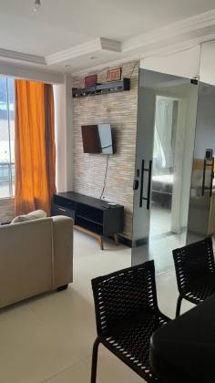 Apartamento 2 /4 e 1 suíte Jardim Armação