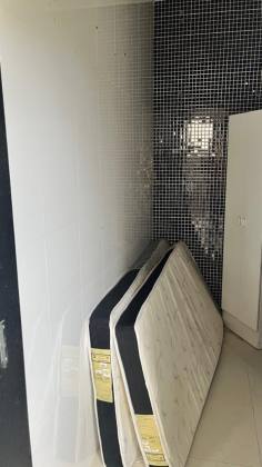 Apartamento 2 /4 e 1 suíte Jardim Armação