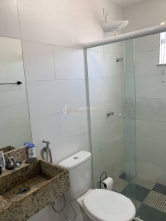 LINDA CASA EM CONDOMÍNIO FECHADO