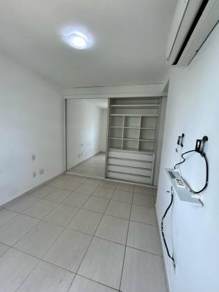 Apartamento 2/4 e 1 suíte Alphaville I em Salvador