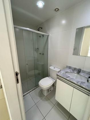 Apartamento 2/4 e 1 suíte Alphaville I em Salvador