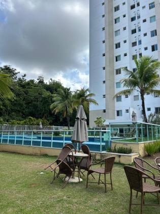 Apartamento 2/4 e 1 suíte Alphaville I em Salvador