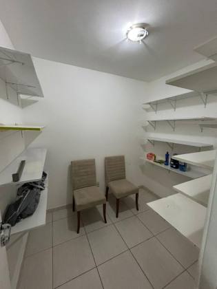Apartamento 2/4 e 1 suíte Alphaville I em Salvador