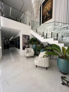Casa de Condomínio Para Vender com 4 quartos 4 suítes no bairro Alphaville II em Salvador
