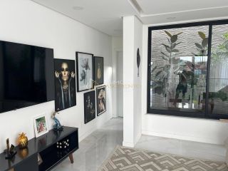 Casa de Condomínio Para Vender com 4 quartos 4 suítes no bairro Alphaville II em Salvador