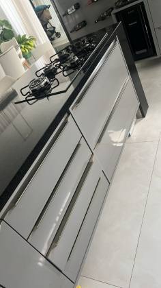 Casa de Condomínio Para Vender com 4 quartos 4 suítes no bairro Alphaville II em Salvador