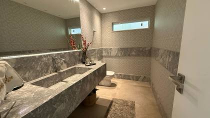 Casa de Condomínio Para Alugar com 4 quartos 4 suítes no bairro Alphaville II em Salvador