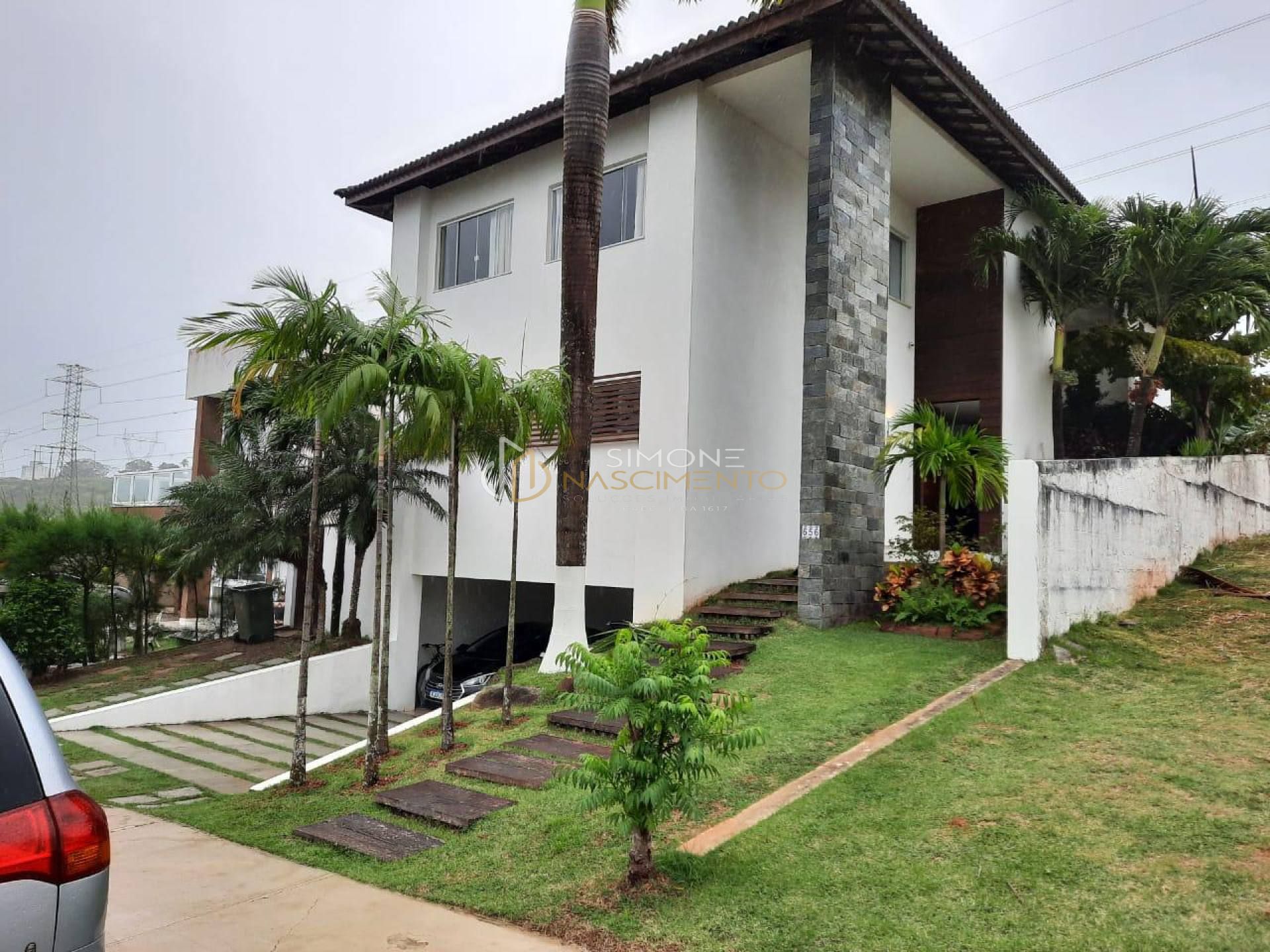 Casa de Condomínio Para Vender com 5 quartos 3 suítes no bairro Alphaville II em Salvador