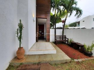 Casa de Condomínio Para Vender com 5 quartos 3 suítes no bairro Alphaville II em Salvador