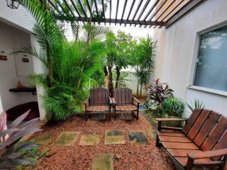 Casa de Condomínio Para Vender com 5 quartos 3 suítes no bairro Alphaville II em Salvador