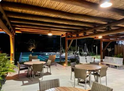 Casa de Condomínio 3/4 e 2 suítes  Praia do Forte