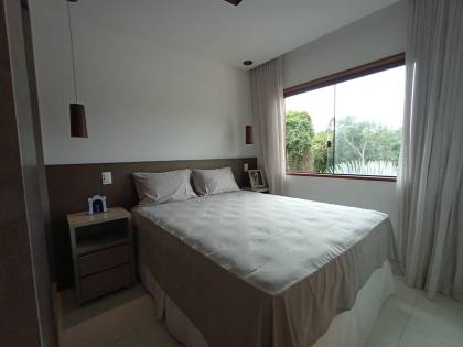 Casa de Condomínio Para Alugar com 4 quartos 4 suítes no bairro Praia do Forte em Mata De São João