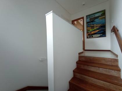 Casa de Condomínio Para Alugar com 4 quartos 4 suítes no bairro Praia do Forte em Mata De São João