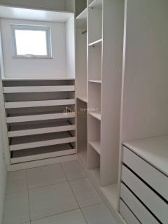 Casa de Condomínio 4/4 e 3 suítes  centro em Lauro De Freitas