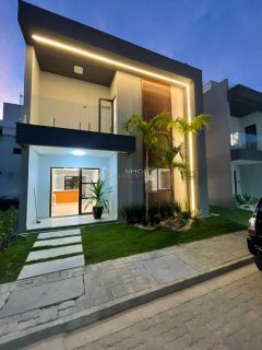 Casa Condomínio 4 suítes Buraquinho