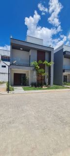 Casa Condomínio 4 suítes Buraquinho