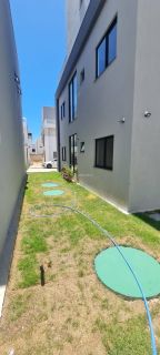 Casa Condomínio 4 suítes Buraquinho