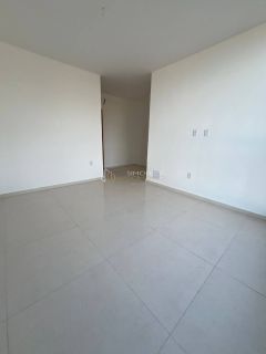 Casa  Condomínio 3/4 e 2 suítes Ipitanga