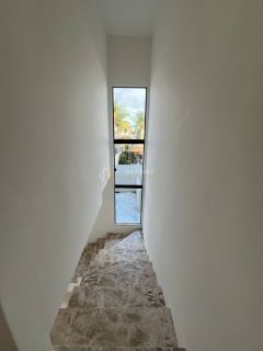 Casa  Condomínio 3/4 e 2 suítes Ipitanga