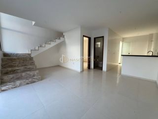 Casa  Condomínio 3/4 e 2 suítes Ipitanga