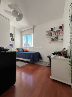 Apartamento 3/4 e 1 suíte Costa Azul