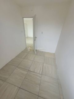 Apartamento 2/4 Tancredo Neves