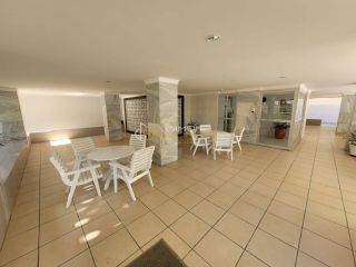 Apartamento 2/4 e 1 suíte Costa Azul