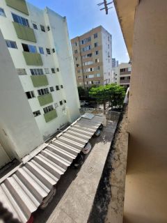 Apartamento 2/4 e 1 suíte Costa Azul