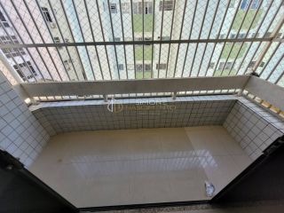 Apartamento 2/4 e 1 suíte Costa Azul