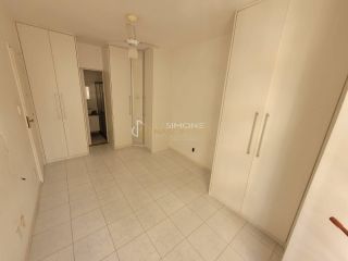 Apartamento 2/4 e 1 suíte Costa Azul
