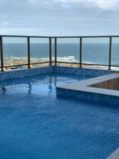 Apartamento 1/4 e 1 suíte Costa Azul
